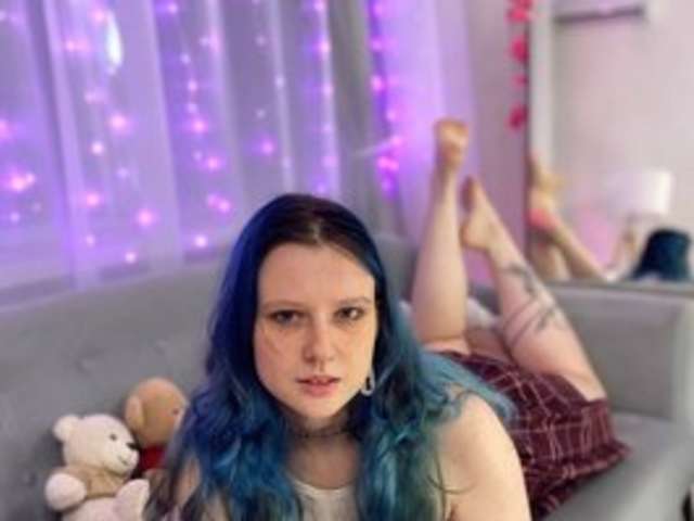 go to chat with MilkyNikki