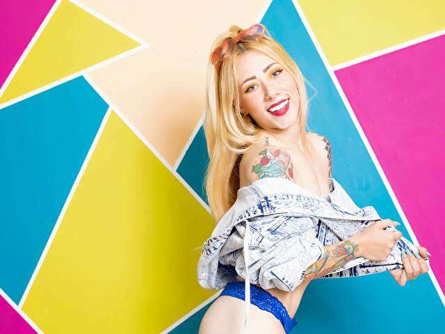 go to chat with MillyInk