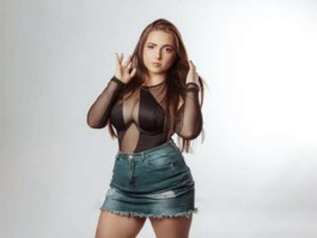 go to chat with MiluShine