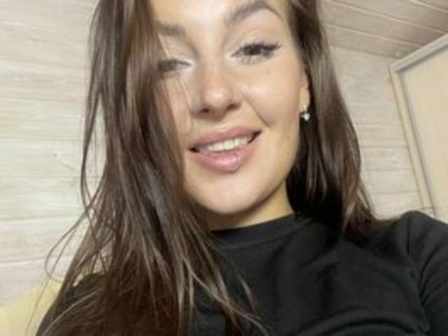 go to chat with Mini-Molly69x