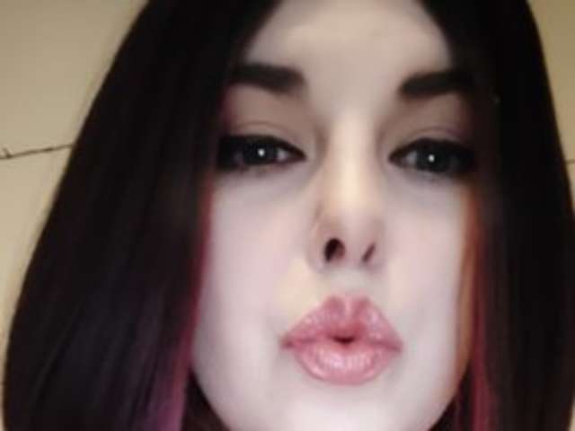 go to chat with MirrorOfTheSoul