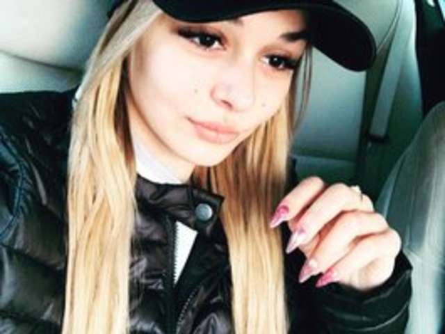 go to chat with Miss-Bia