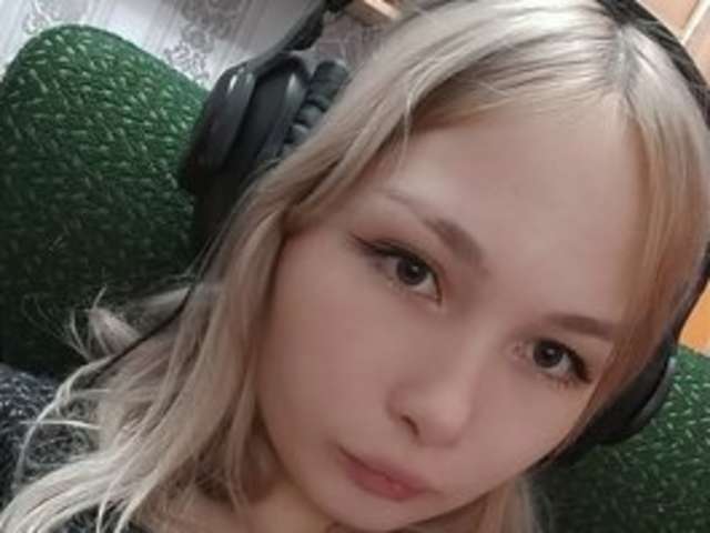 go to chat with MissAbyss