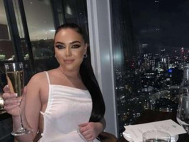 go to chat with MissAseduces