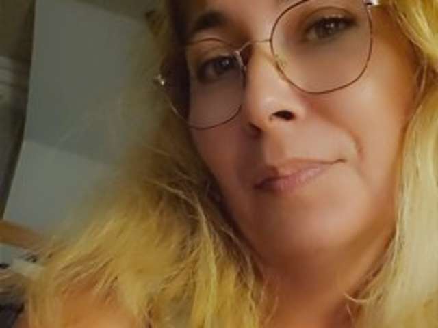 go to chat with Misscokine666