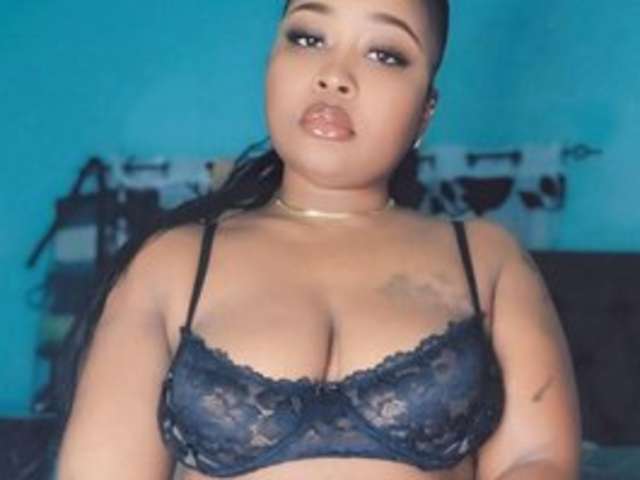 go to chat with Missebony1