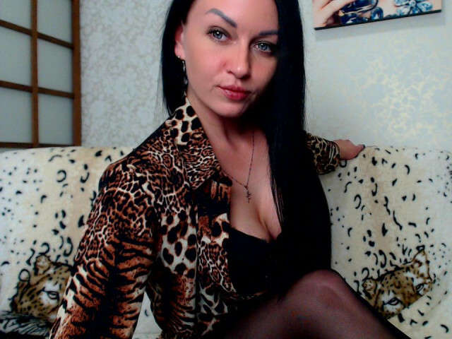 go to chat with MistressZoe