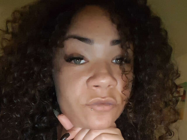 go to chat with MixxCurly