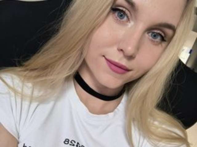 go to chat with Mollyea