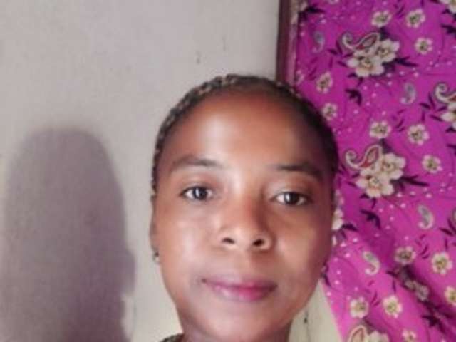 MOMENY amateur webcam photo