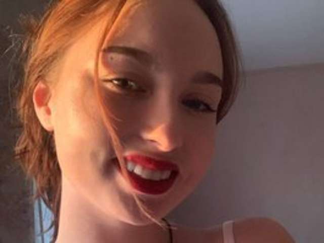 go to chat with Monika-Lee