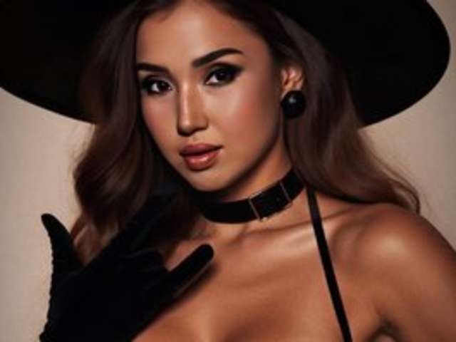 go to chat with Monikasim