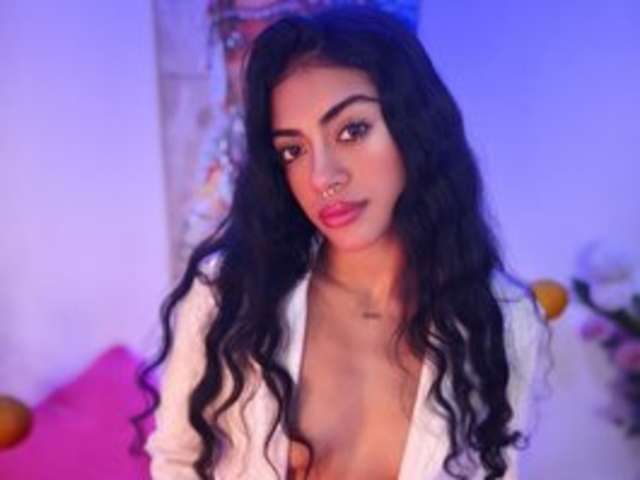 go to chat with Moon-celeste
