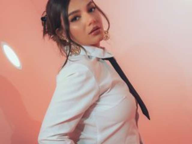 go to chat with MorganHicks
