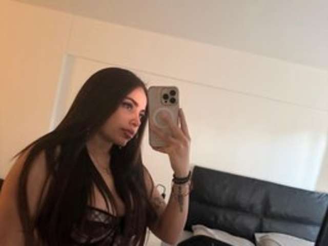 go to chat with Morochita23