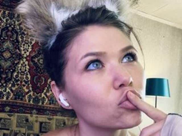 go to chat with MyLittlegi