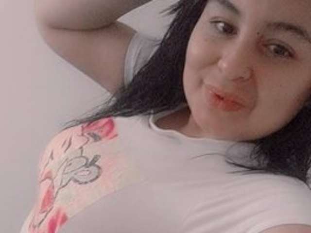 go to chat with NATHALYMILLER-VC