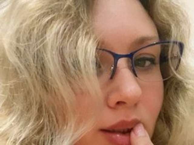 go to chat with NERVOMOTINA