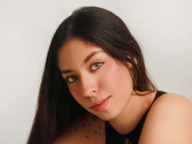 go to chat with NaadiaMuhy