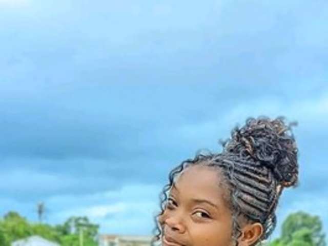 go to chat with Nadia007