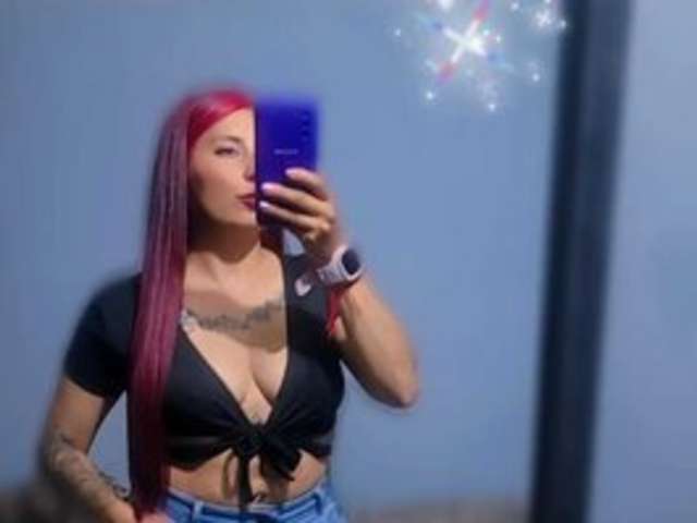 go to chat with Naila-rossi