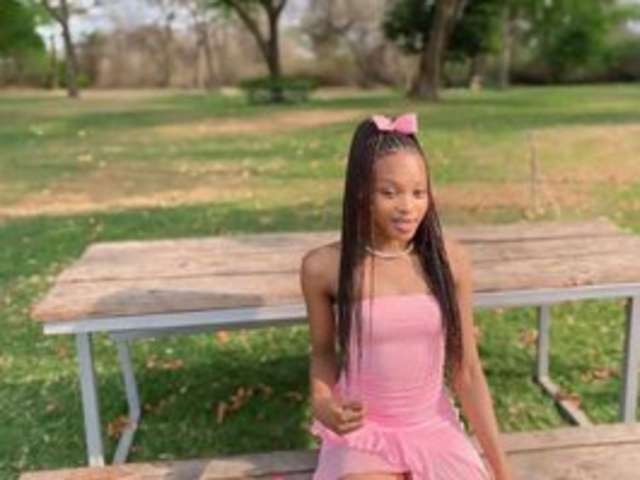 go to chat with Naku