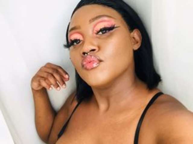 go to chat with Nanababe1