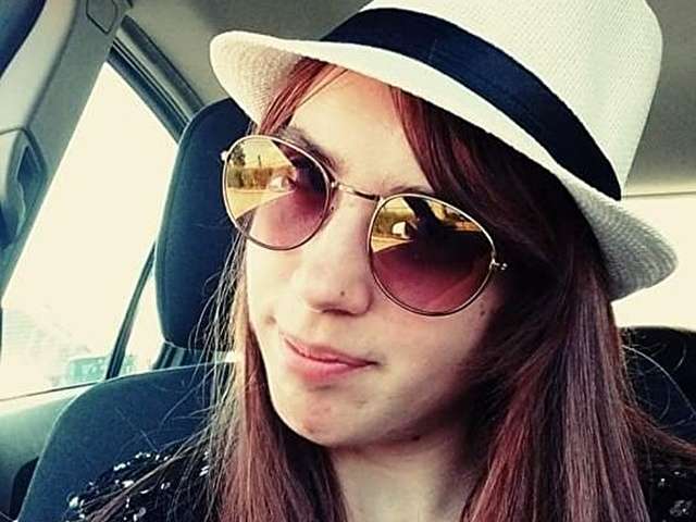 go to chat with NaomiModel