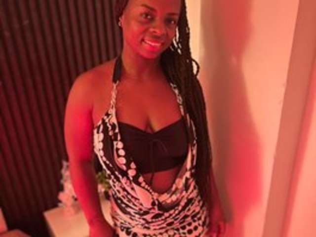 go to chat with Naomii-Cooper