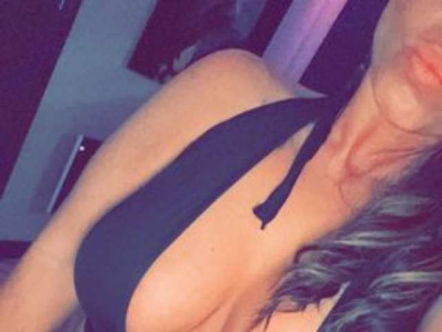 go to chat with NaughtyCouple8988