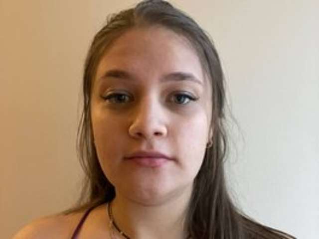 go to chat with Neisi