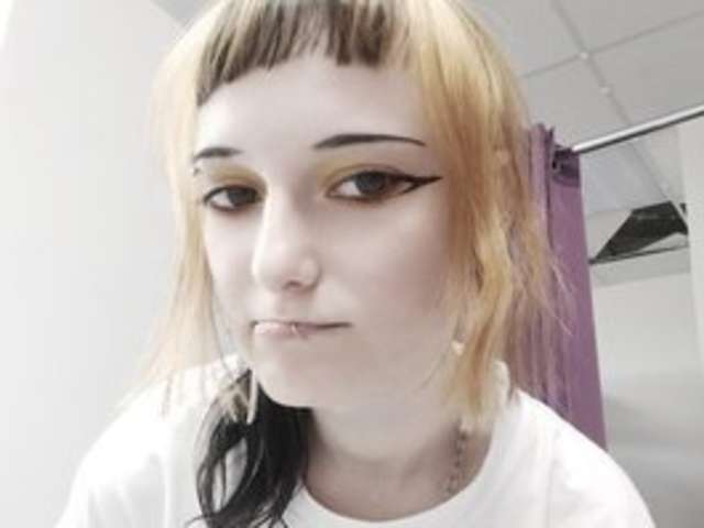 go to chat with NellieKlingelhoefer