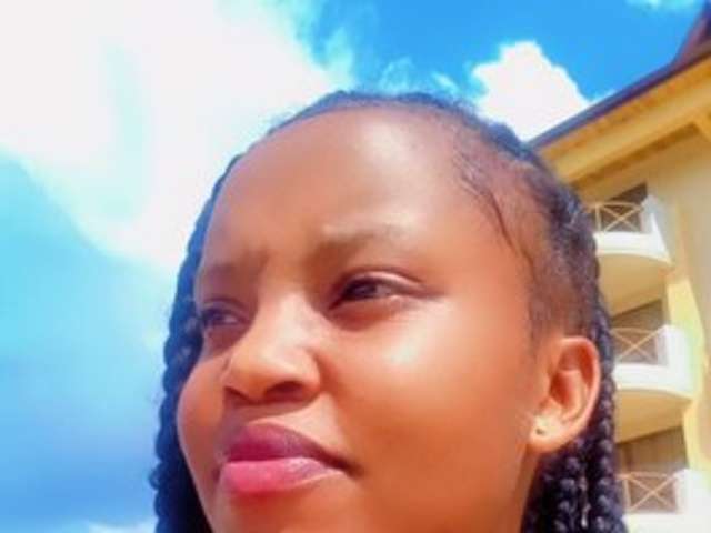 go to chat with NellyVane