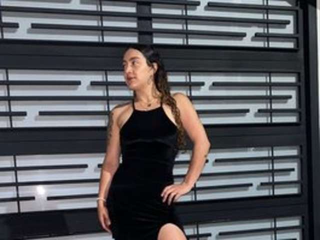 go to chat with Niavelvett