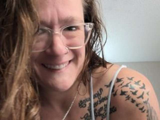 go to chat with NiceAndThick