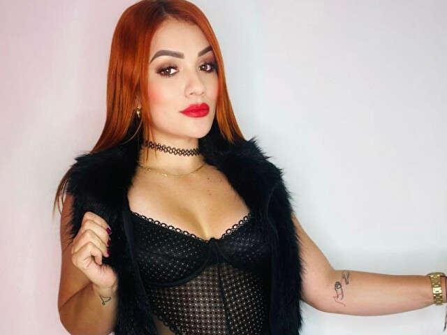 go to chat with NicoleStuart