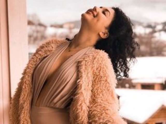 go to chat with NinaAmore