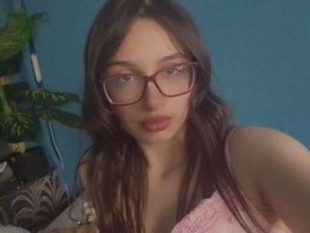 go to chat with NoaMars