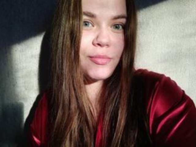 go to chat with Nora-Bernice