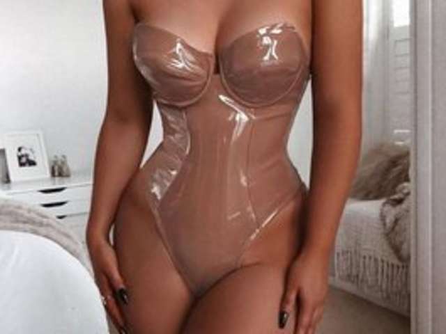 go to chat with Noralights