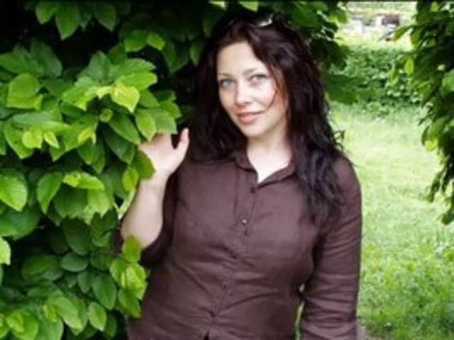go to chat with NormaEris