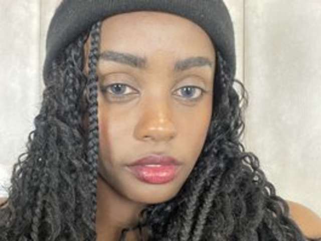 go to chat with NymzieLoren