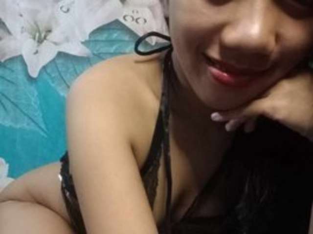 go to chat with NyxaNoirx