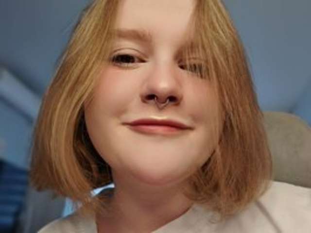 go to chat with OliviaBlade