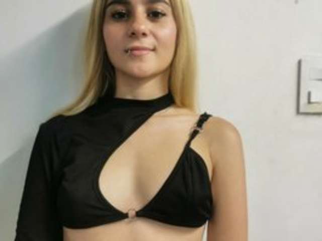 go to chat with OliviaBlonde