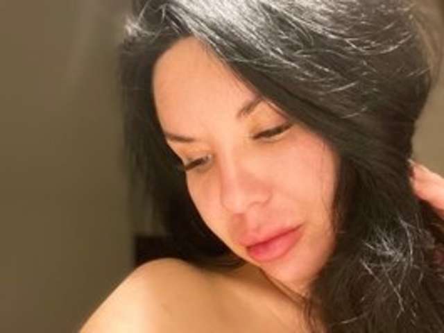 go to chat with On-Ona
