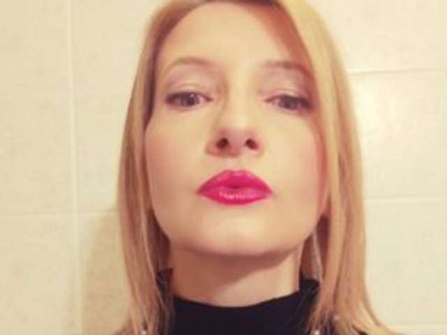 go to chat with Orchideahot