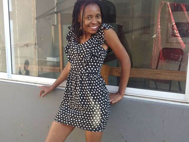 go to chat with PETITENESSA