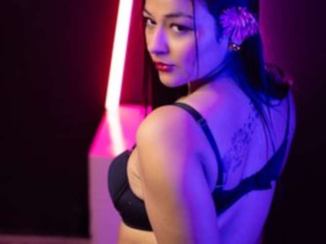 go to chat with PamelaEvanss