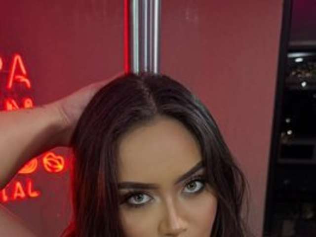 go to chat with ParisWaldorf